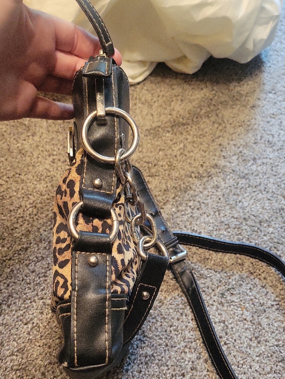 Chaps Ralph Lauren Leopard Crossbody - Picture 8 of 10